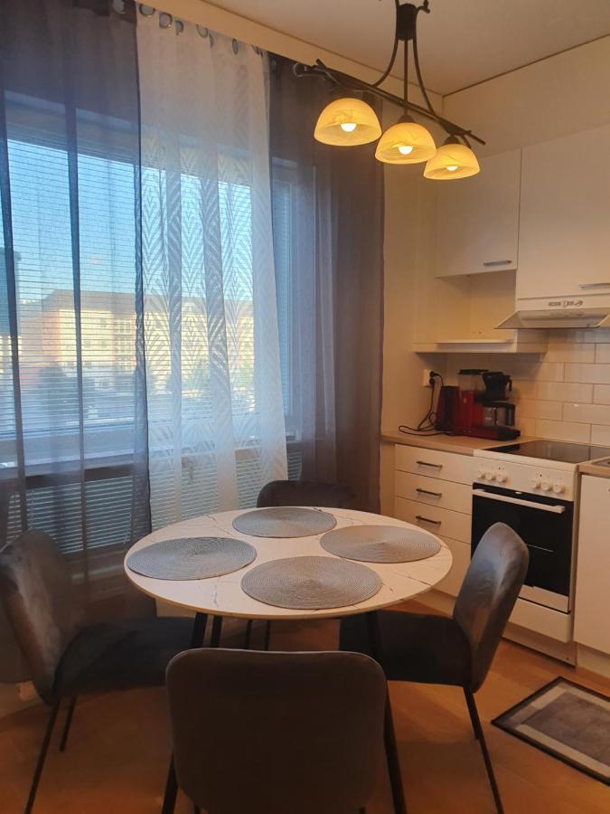 Moderni, Viihtyisae Pikkukaksio Saunalla 波里 外观 照片