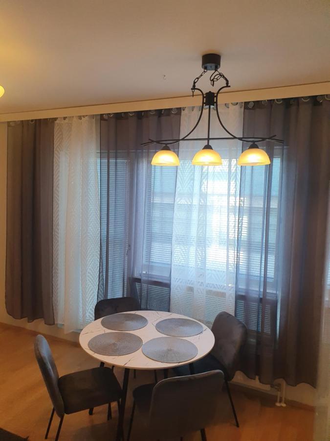Moderni, Viihtyisae Pikkukaksio Saunalla 波里 外观 照片